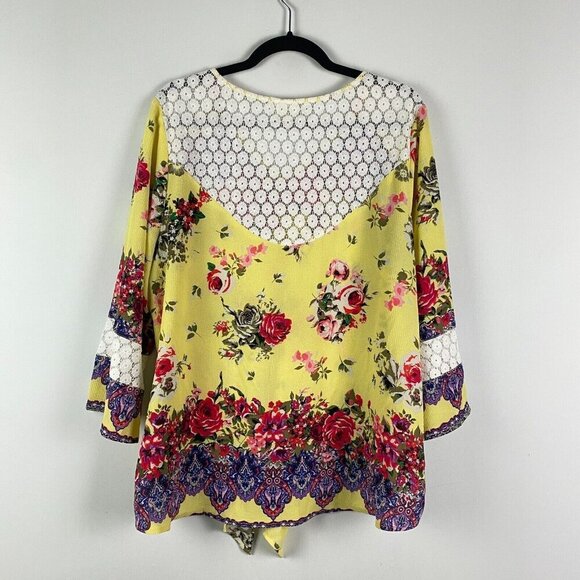 Fig and Flower Floral Popover Blouse Size 2X Yellow Lace Detail 3/4 Sleeves - Picture 7 of 11